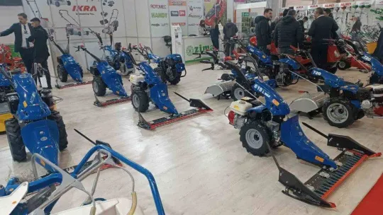 İnegöl Belediyesi genç çiftçileri İzmir Tarım Fuarı'na götürdü