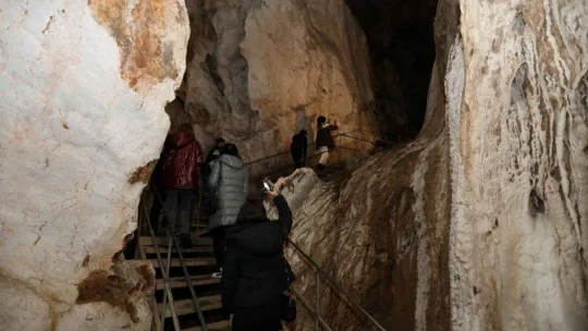 İnegöl'ün değerleri yabancı turistlere tanıtılıyor
