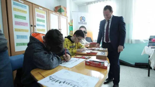 İş insanı Kenan Aydın'dan engellilerin hayatını kolaylaştıracak proje