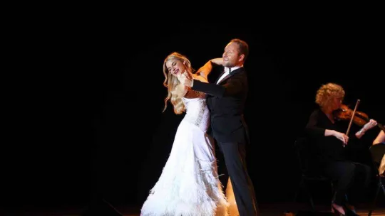 İş Sanat, Frank Sinatra şarkılarını seyirci ile buluşturdu