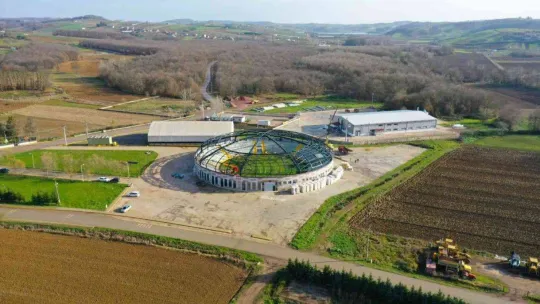 İshakçılar güreş alanına çatı kuruluyor