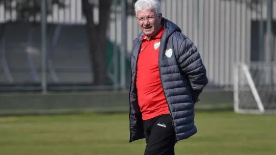 İsmail Ertekin: 'Özer Hurmacı yöneticilerimizle görüşüyor'