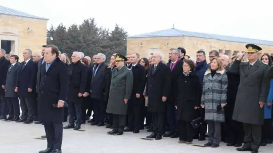 İsmet İnönü vefatının 49. yılında mezarı başında anıldı