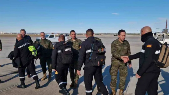 İspanya'dan Türkiye'ye 2 gemi ve 2 uçak dolusu yardım