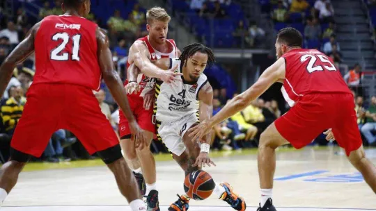 Istanball Cup: Fenerbahçe Beko: 79 - Olympiacos: 93