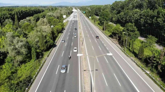 İstanbul'a tatilcilerin dönüşü başladı