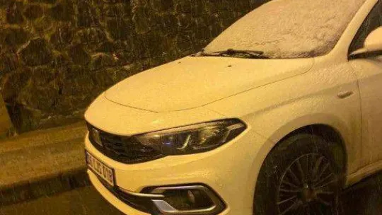 İstanbul Anadolu Yakası'nda beklenen kar yağışı başladı