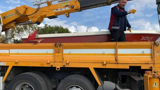 İstanbul Boğazı'nda kaçak midye avcılığı yapan şahıs suçüstü yakalandı