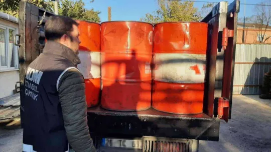 İstanbul'da '10 numara' yağ operasyonu: 16 gözaltı