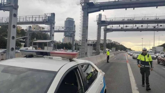 İstanbul'da 'çakarlı araç' denetimi