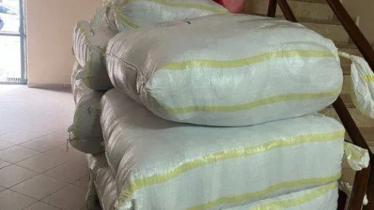 İstanbul'da 1.5 milyonluk vurgun yapan nakliyeci hırsızlar yakayı ele verdi