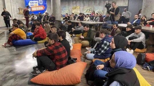 İstanbul'da 39 ilçede eş zamanlı 'İlk Oyum Erdoğan'a İlk Oyum AK Parti'ye' programı