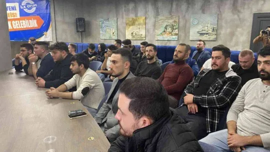 İstanbul'da 39 ilçede eş zamanlı 'İlk Oyum Erdoğan'a İlk Oyum AK Parti'ye' programı