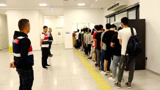 İstanbul'da 41 bin 35 kaçak göçmen sınır dışı edildi