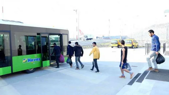 İstanbul'da 41 bin 35 kaçak göçmen sınır dışı edildi