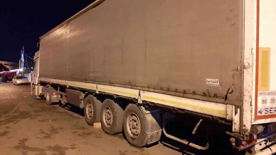 İstanbul'da 51 ton kaçak akaryakıt ele geçirildi