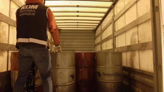 İstanbul'da 51 ton kaçak akaryakıt ele geçirildi