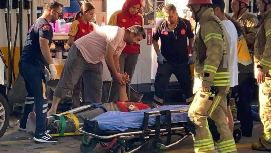 İstanbul'da akaryakıt istasyonunda dehşet anları: 3 yaralı