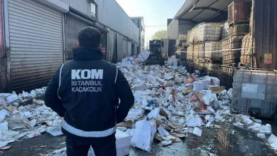 İstanbul'da ele geçirilen 123 ton kaçak tütün ve tütün mamülleri imha edildi