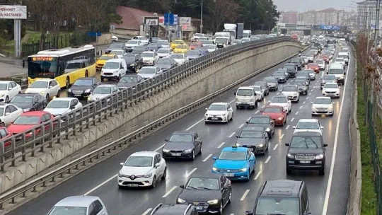 İstanbul'da hafta sonu trafikte yağmur yoğunluğu