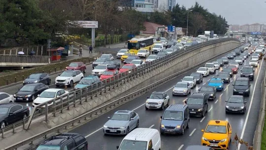 İstanbul'da hafta sonu trafikte yağmur yoğunluğu