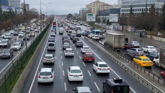 İstanbul'da hafta sonu trafikte yağmur yoğunluğu