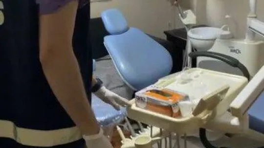 İstanbul'da kaçak diş muayenehanesine baskında sahte doktor gözaltına alındı
