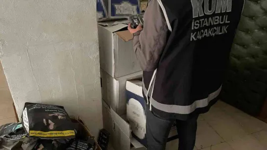 İstanbul'da kaçak sigara operasyonu: Piyasa değeri 300 bin lira olan sigara ele geçirildi