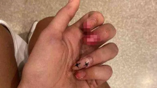 İstanbul'da kız kardeşler sokak ortasında dehşeti yaşadı: Önce darp sonra gasp edildiler