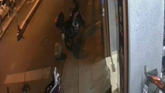 İstanbul'da silahlı saldırı kamerada: Silahla karşılık verince çatışma çıktı