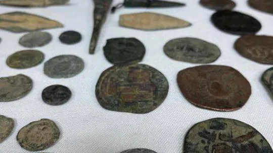 İstanbul'da tarihi eser operasyonu: 448 eser ele geçirildi