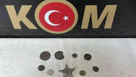 İstanbul'da tarihi eser operasyonu: 448 eser ele geçirildi