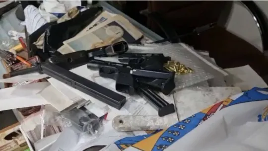 İstanbul'da yılbaşı gecesi silah operasyonu: Suikast silahı ele geçirildi