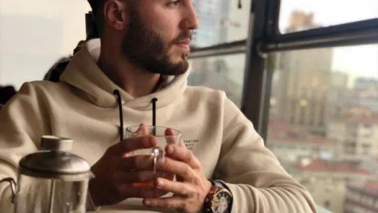 İstanbul'da yol verme kavgası cinayetle bitti: 'Beni nasıl tanımazsınız' diyerek yanlışlıkla yanındaki adamları vurdu