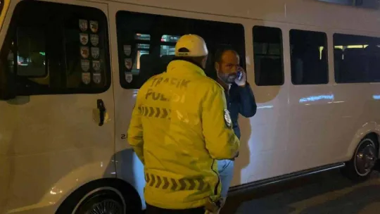 İstanbul'dan sahte plakalı araçla geldiği Bursa'da polise yakalandı