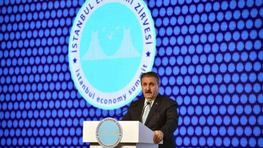 İstanbul Ekonomi Zirvesi 'Küresel Değer Zincirleri' ana temasıyla gerçekleşti