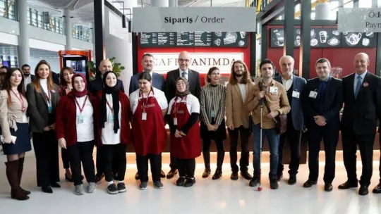 İstanbul Havalimanı'nda engelsiz kafe
