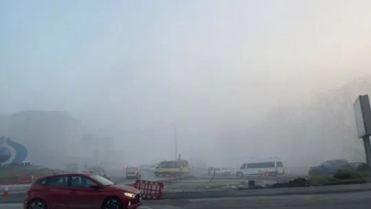 İstanbul sisli bir güne uyandı: Görüş mesafesi düşünce sürücüler zor anlar yaşadı
