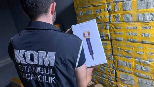 İstanbul'un da aralarında olduğu 4 ilde kaçak elektronik eşya operasyonu