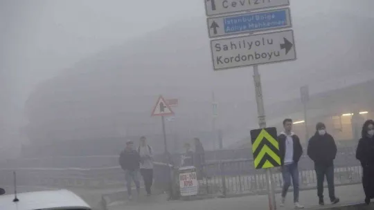 İstanbullular güne sis ile uyandı