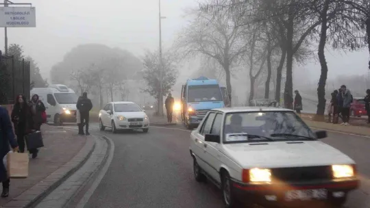 İstanbullular güne sis ile uyandı