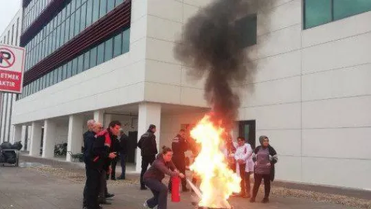İtfaiyeden Yalova Devlet Hastanesi personeline yangın eğitimi