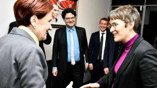 İYİ Parti lideri Akşener Alman heyeti makamında kabul etti