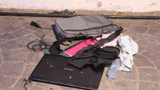 İzmit'te otobüs durağındaki şüpheli çanta polisi alarma geçirdi