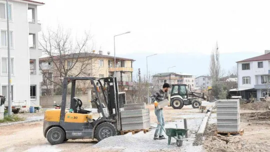 İznik'te bir uçtan bir uca çalışmalar devam ediyor