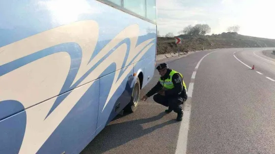 Jandarmadan kış lastiği denetimi