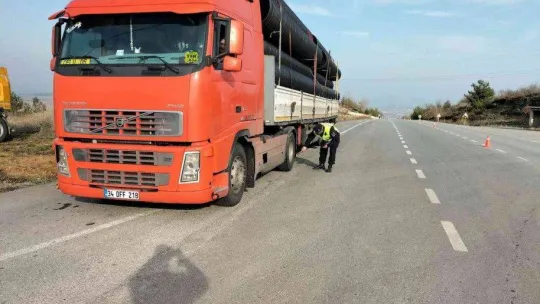 Jandarmadan kış lastiği denetimi