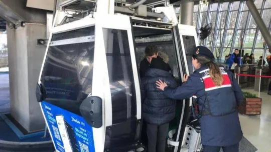 Jandarmadan lise öğrencilerine Uludağ sürprizi