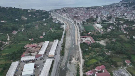 Kabisre Deresi'nde taşkın kontrolü çalışmaları devam ediyor