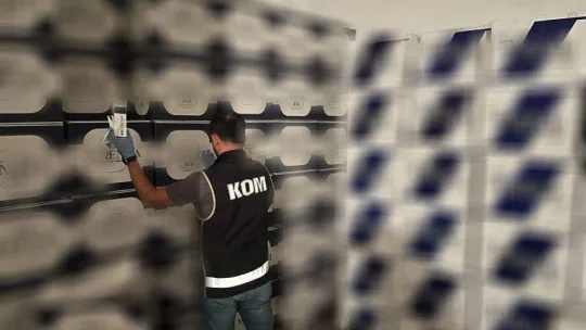 Kaçak tütün mamulü ve makaron satışı yapan suç gruplarına yönelik 7 ilde Nefes-2 Operasyonu